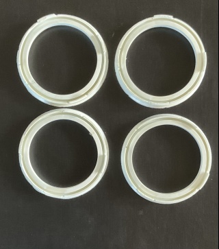 73.1 56.6 Központosító gyűrű =